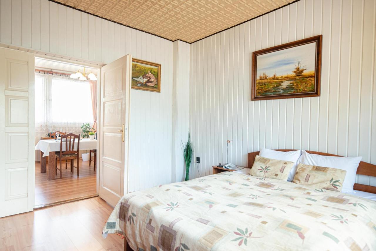 Vadkacsa Apartmanhaz Medencevel Zamárdi Exterior foto