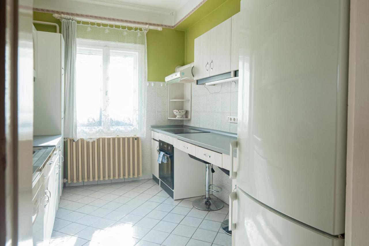 Vadkacsa Apartmanhaz Medencevel Zamárdi Exterior foto
