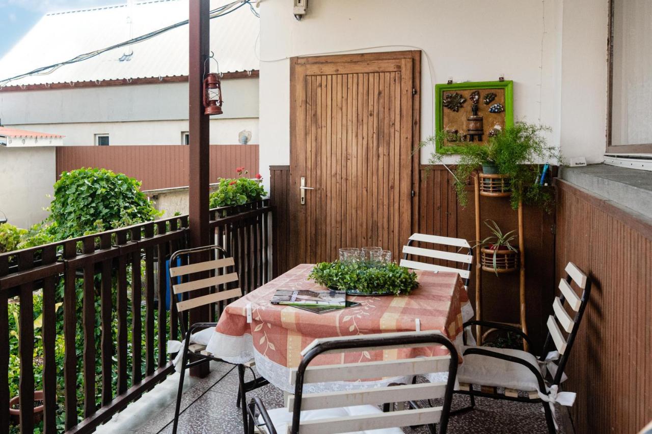 Vadkacsa Apartmanhaz Medencevel Zamárdi Exterior foto