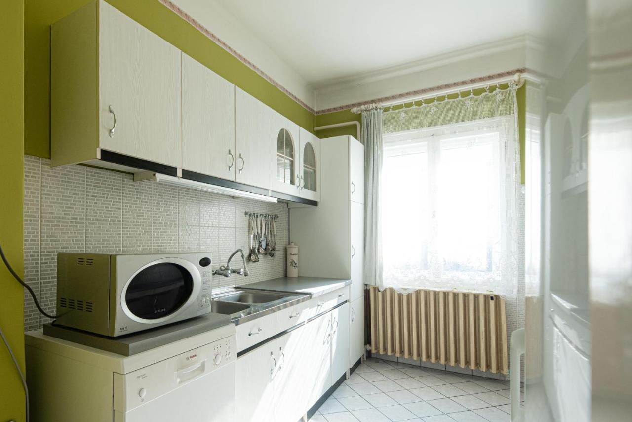 Vadkacsa Apartmanhaz Medencevel Zamárdi Exterior foto