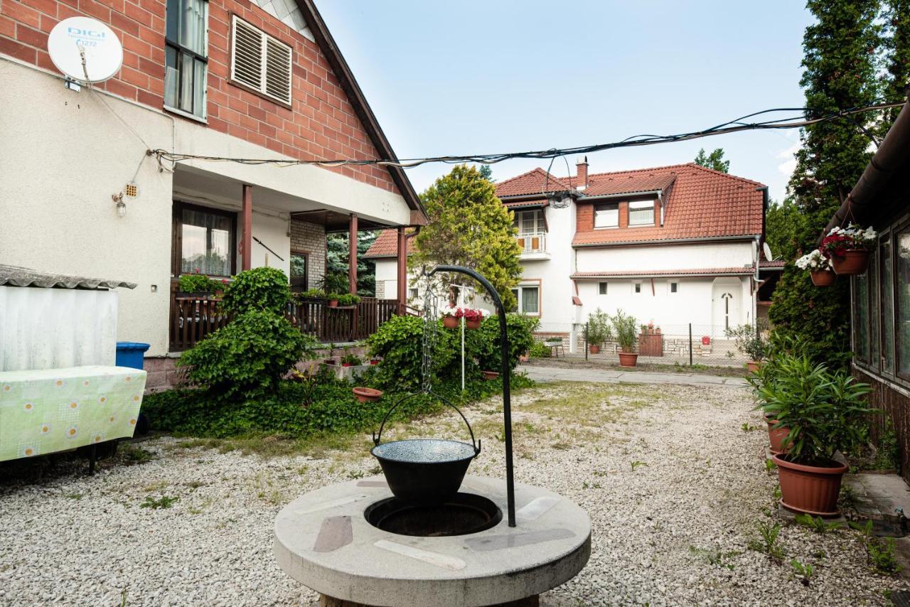 Vadkacsa Apartmanhaz Medencevel Zamárdi Exterior foto