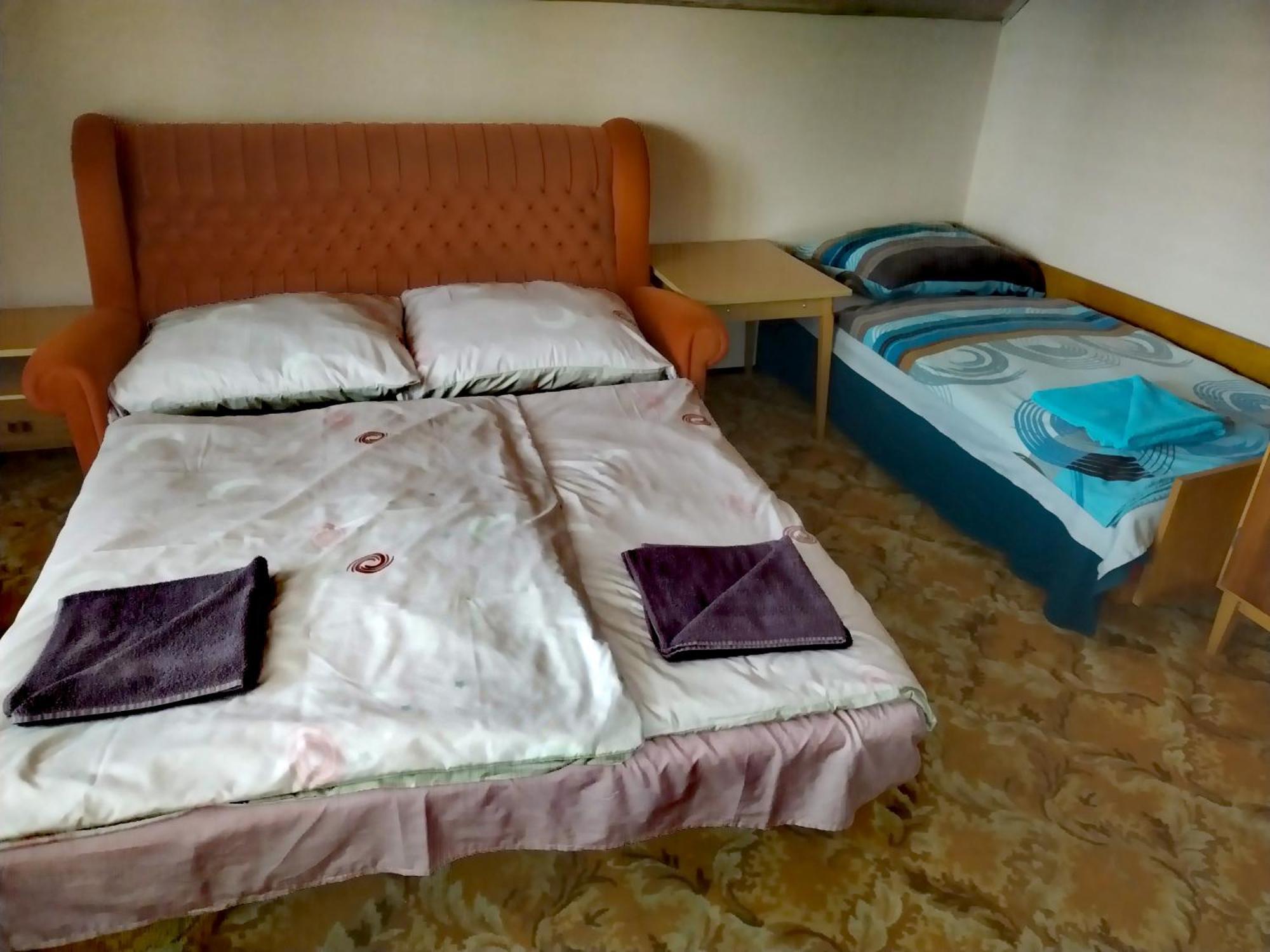 Vadkacsa Apartmanhaz Medencevel Zamárdi Exterior foto